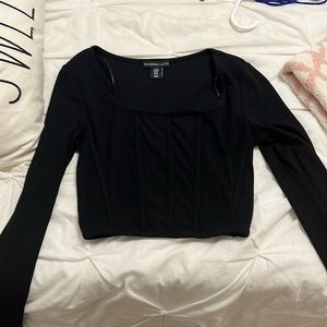 size M ribbed black long sleeve top